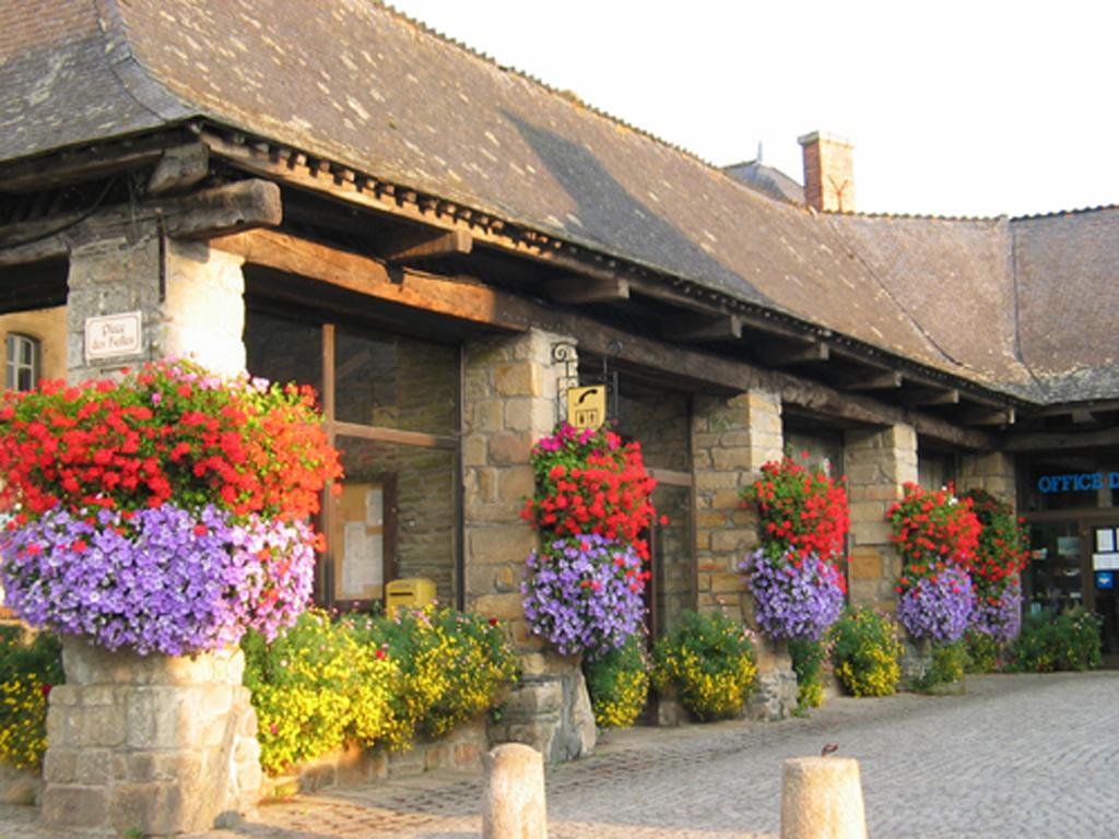 Les Locations Du Puits Bed & Breakfast Rochefort-en-Terre Exterior foto